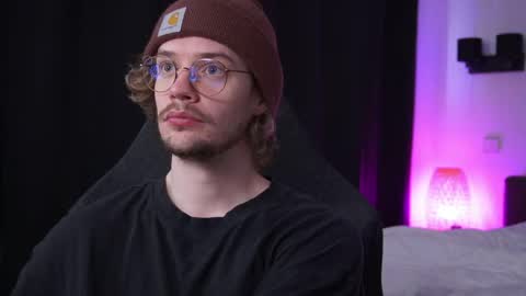 Sam online show from 06-08-26, 10:37