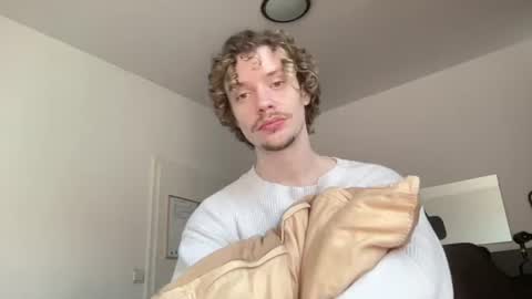 Sam online show from 07-02-26, 11:27