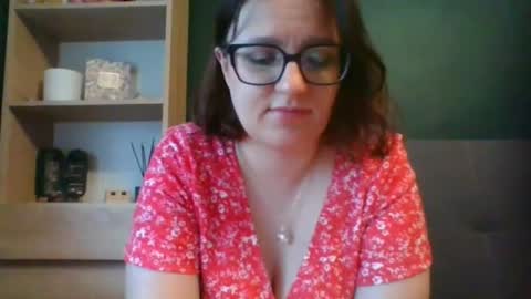Paris online show from 07-27-26, 05:36