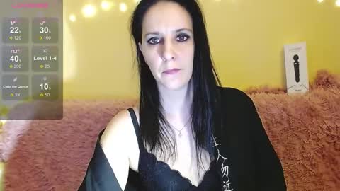 Snapshot of irwi_tomboy chatting on 11-21-25, 01:21 Irwi Tomboy online show from 11-21-25, 01:21