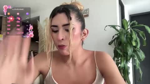 Isabella online show from 06-06-26, 01:16