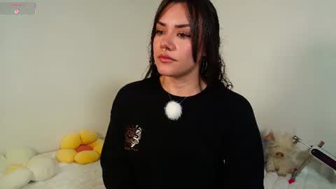 Isabella Laurentt  online show from 07-16-26, 06:36