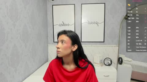 Snapshot of isa_little4u chatting on 06-01-26, 10:17 online show from 06-01-26, 10:17