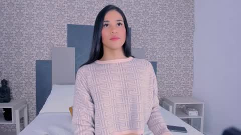 Isa  online show from 10-17-25, 02:19