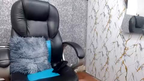isa_x18 online show from 07-25-26, 04:37