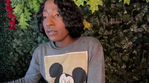 Snapshot of isaa_jonnes_ chatting on 01-08-26, 02:47 Isabella online show from 01-08-26, 02:47