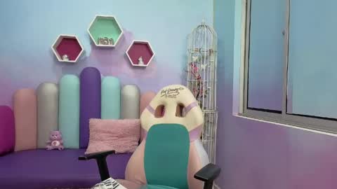Isaa Skinny  online show from 05-28-26, 03:37