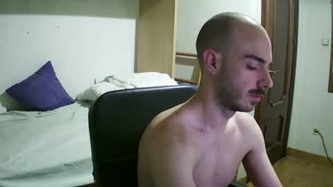 Isaac99c online show from 01-12-25, 04:31