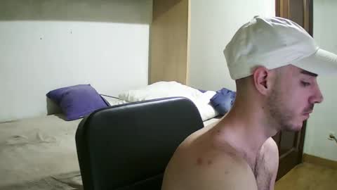 Isaac99c online show from 02-22-25, 09:48