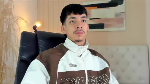 Snapshot of isaac_cryston chatting on 11-24-25, 09:03 isaac_cryston online show from 11-24-25, 09:03