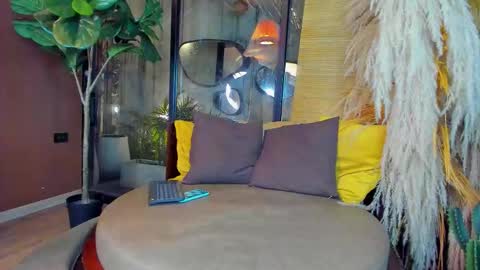 isaac_grimm online show from 12-01-25, 03:22