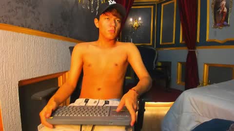 isaac_grimm online show from 04-12-26, 03:22