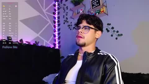 Isaac Saenz. online show from 12-02-24, 10:45