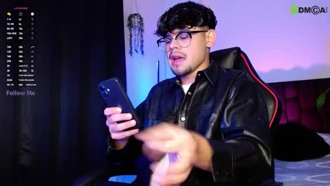 Isaac Saenz. online show from 10-04-25, 12:30