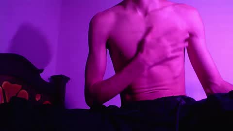 isaac online show from 12-28-24, 05:02