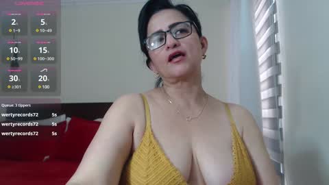 Snapshot of isabeel_sofia01 chatting on 02-05-25, 08:35 Isabeel Sofia online show from 02-05-25, 08:35