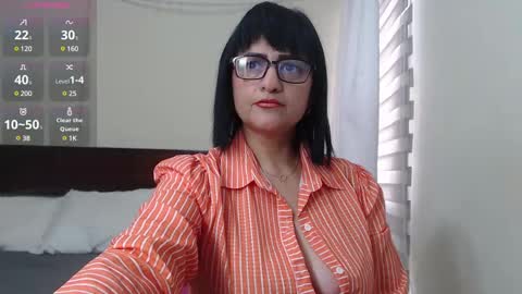 Snapshot of isabeel_sofia01 chatting on 03-05-25, 08:00 Isabeel Sofia online show from 03-05-25, 08:00