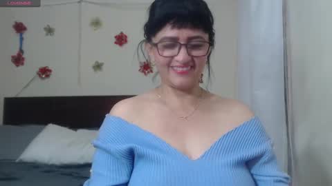 Snapshot of isabeel_sofia01 chatting on 03-07-25, 10:43 Isabeel Sofia online show from 03-07-25, 10:43