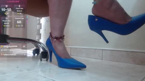 Snapshot of isabeel_sofia01 chatting on 10-14-25, 01:56 Isabeel Sofia online show from 10-14-25, 01:56