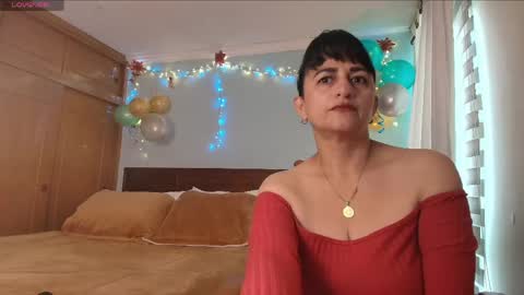 Snapshot of isabeel_sofia01 chatting on 06-07-26, 12:20 Isabeel Sofia online show from 06-07-26, 12:20