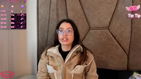 isabela Collins online show from 09-30-25, 12:32