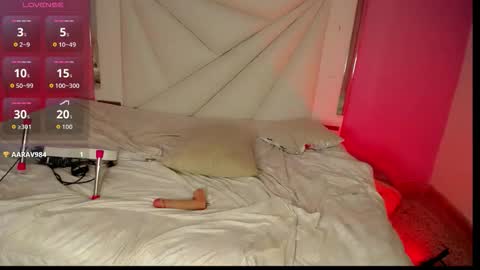 I S A B E L A ISA  online show from 09-26-25, 06:12