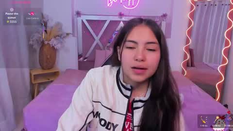 Snapshot of isabela_tay chatting on 12-04-25, 11:41 ISABELA online show from 12-04-25, 11:41