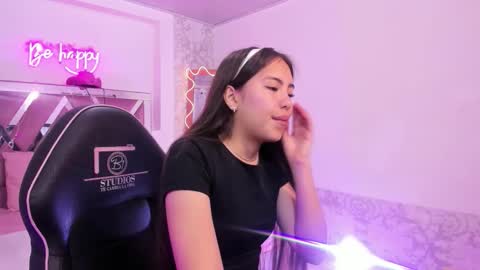 Snapshot of isabela_tay chatting on 12-16-25, 11:37 ISABELA online show from 12-16-25, 11:37