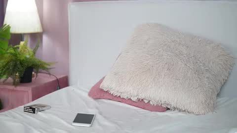  Isabel  online show from 11-27-25, 08:11