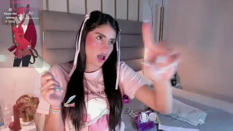 isabelastefano online show from 06-14-26, 03:19