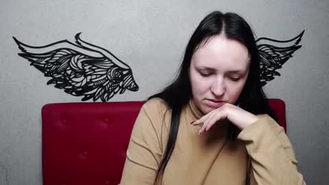 IsabelBlackberry online show from 12-13-24, 12:39