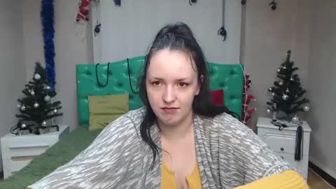 IsabelBlackberry online show from 12-30-24, 03:02