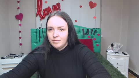 IsabelBlackberry online show from 03-10-25, 09:10