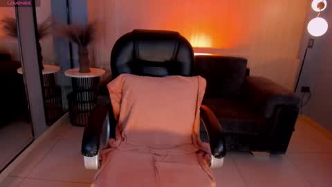 Isabel Bornner online show from 01-25-25, 04:45