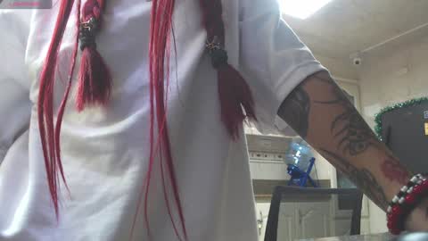    online show from 12-24-24, 09:33