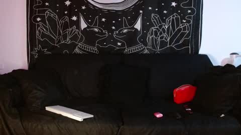    online show from 11-03-25, 12:13