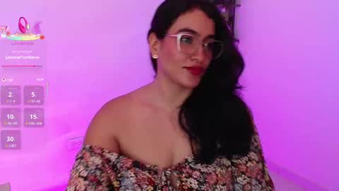 Snapshot of isabella_aristi03 chatting on 09-20-25, 03:40 isabella_aristi03 online show from 09-20-25, 03:40