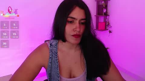 Snapshot of isabella_aristi03 chatting on 09-21-25, 03:52 isabella_aristi03 online show from 09-21-25, 03:52