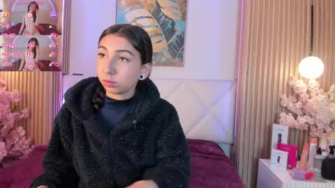 isabella_crofts online show from 06-07-26, 12:20