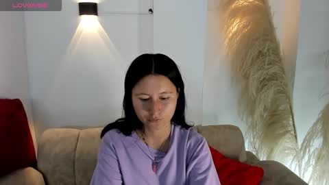 Snapshot of isabella_grace18 chatting on 03-12-26, 02:23 Isabella online show from 03-12-26, 02:23