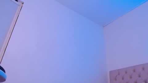 isabella_jazz online show from 12-24-24, 09:44