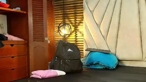 isabella_luxet online show from 07-13-26, 12:08