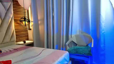 isabella_luxet online show from 07-28-26, 03:21