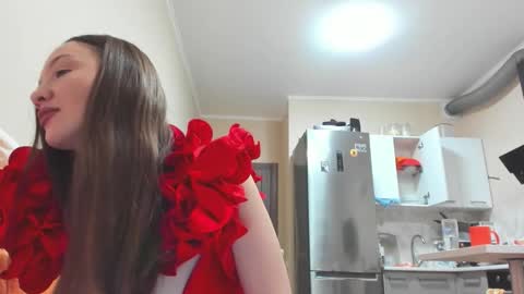 Isabella Noir online show from 10-31-25, 04:52