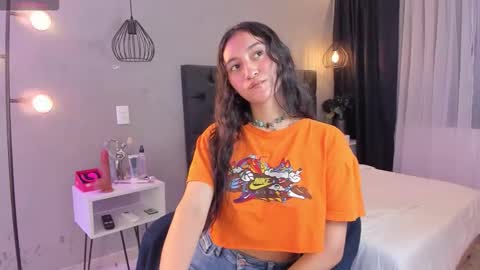 Isabella Nowa online show from 02-22-26, 12:04