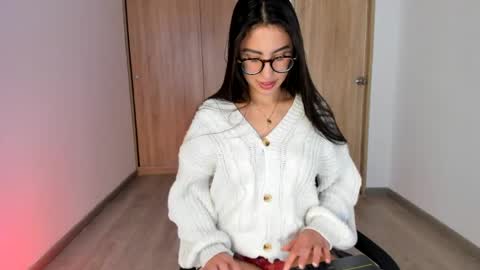 isabella_ospina online show from 05-30-26, 08:17