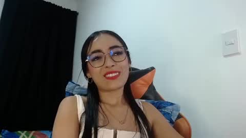 Snapshot of isabella_piercee chatting on 06-14-26, 02:24 isabella_piercee online show from 06-14-26, 02:24