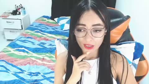 Snapshot of isabella_piercee chatting on 06-20-26, 12:25 isabella_piercee online show from 06-20-26, 12:25