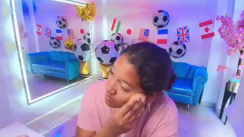 Isabella  online show from 06-17-26, 07:37