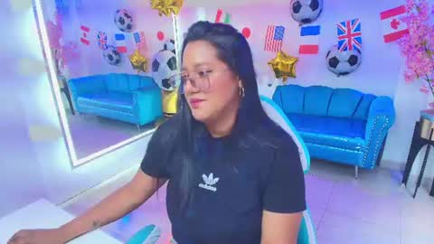 Isabella  online show from 06-22-26, 07:44